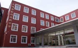 大连信息高中是否提供住校服务？