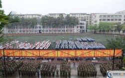 泸化中学是初中还是高中？