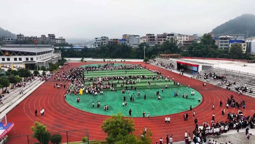 望谟县实验高中2025有何规划或目标?-图1 望谟县实验高中2025有何规划或目标?-图1