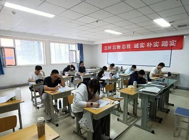 太原高中补课机构哪家好?-图3 太原高中补课机构哪家好?-图3