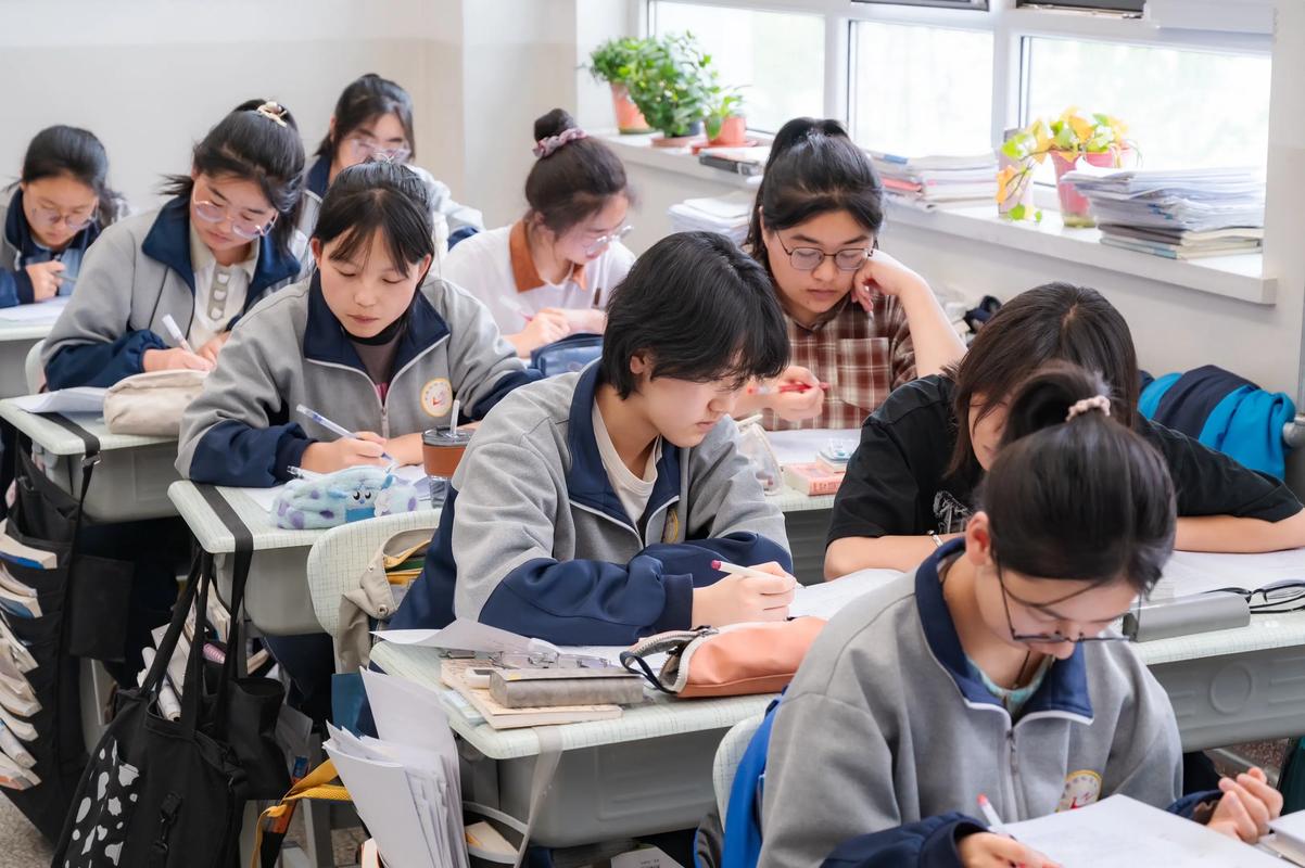 2025东营高中复读班招生政策与费用是什么？-图3