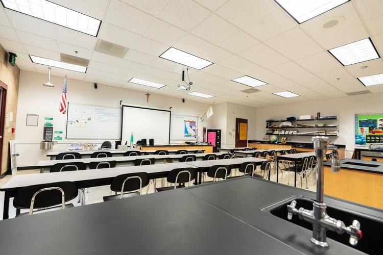 新西兰alevel高中-图1