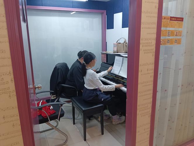 幼师培训班都教钢琴吗?-图1 幼师培训班都教钢琴吗?-图1
