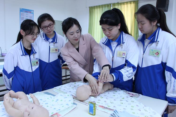 广州哪所高技有幼师专业?-图3 广州哪所高技有幼师专业?-图3