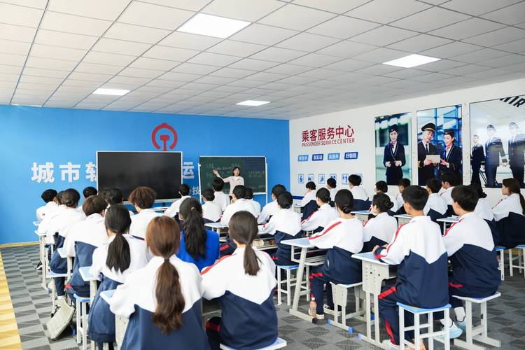高铁乘务专业初中没毕业-图3 高铁乘务专业初中没毕业-图3