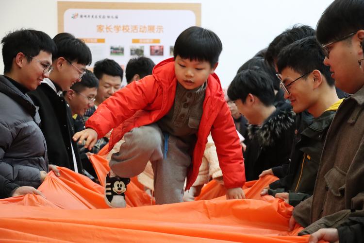 成都幼儿园需要男幼师吗？-图2