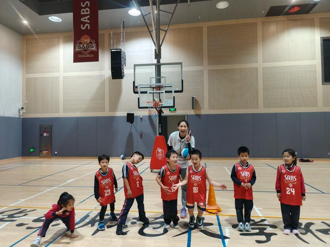 上海初中女子篮球培训班哪家好?-图2 上海初中女子篮球培训班哪家好?-图2