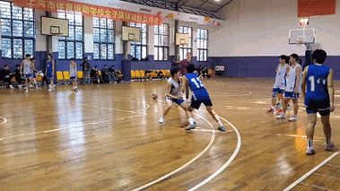 上海初中女子篮球培训班哪家好?-图1 上海初中女子篮球培训班哪家好?-图1