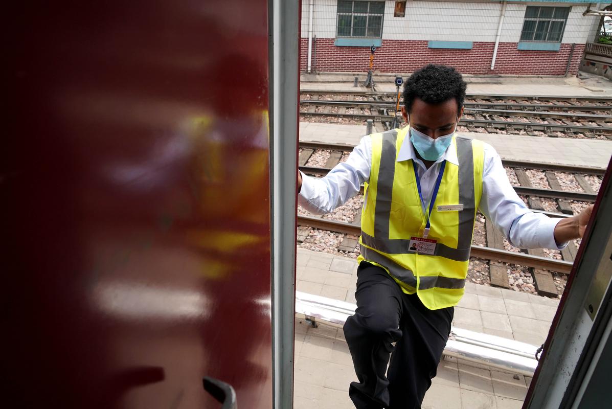 初中毕业能学开火车吗？-图2