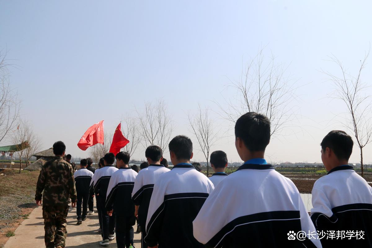 长沙初中毕业军事化学院怎么样?-图3 长沙初中毕业军事化学院怎么样?-图3