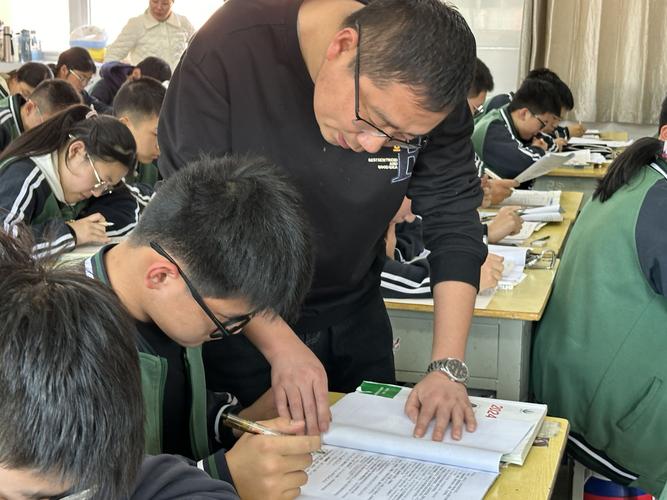 哈尔滨初中物理补课班怎么选？-图3