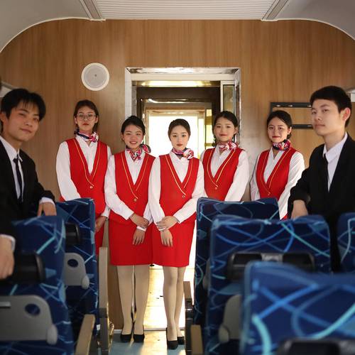 初中毕业选航空高铁专业，前景如何？-图1