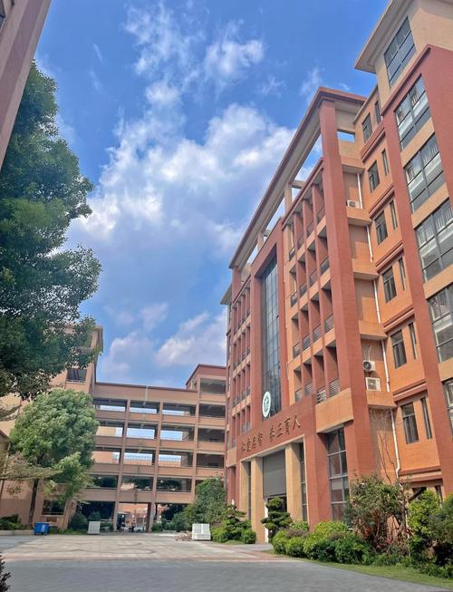 苏州盛泽高中复读学校-图2 苏州盛泽高中复读学校-图2