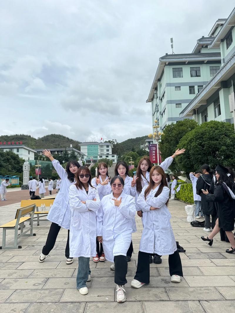 初中毕业就能读医学院？是真的吗？-图2