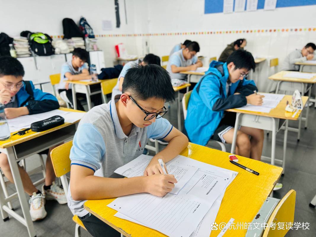 临潼区初中复读培训机构-图2