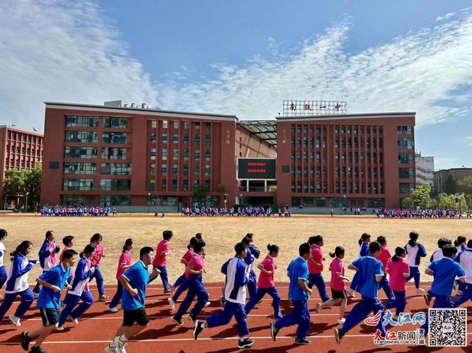 南昌铁路学校初中部教学质量如何？-图2