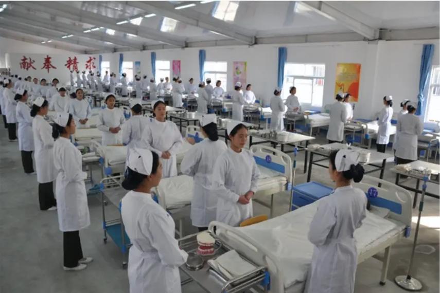 郑州技校适合初中生护理-图3