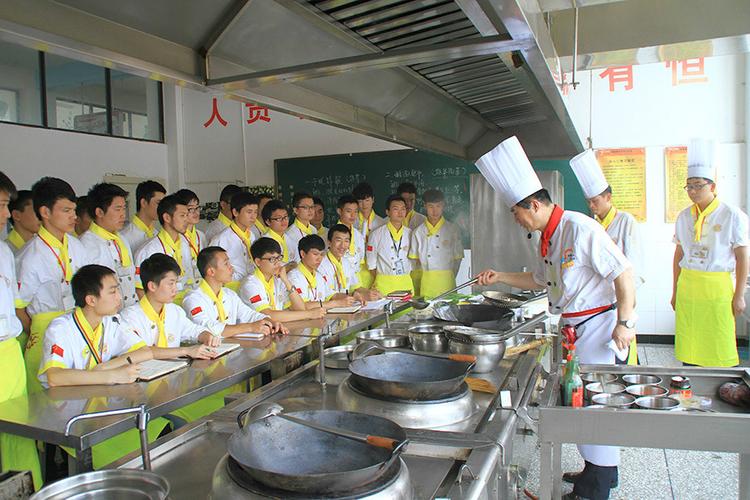 新东方烹饪学校幼师培训-图1