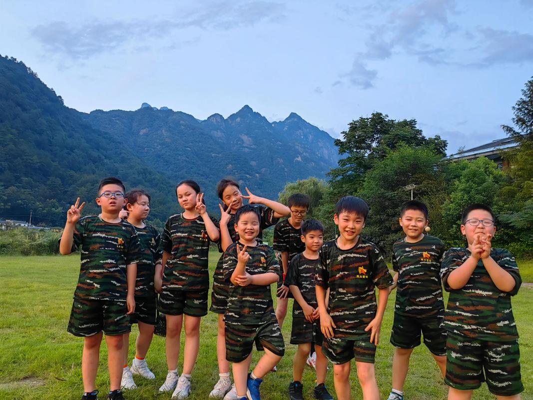 小学生军事夏令营哪家好-图1