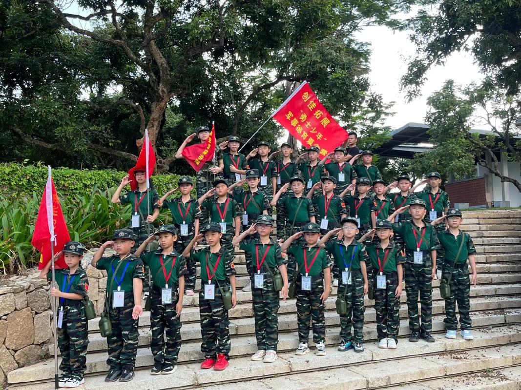 小学生军事夏令营哪家好-图2