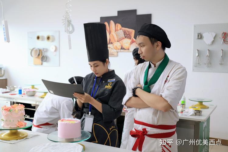 初中毕业能学甜点师吗？-图2