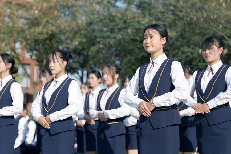 初中毕业女生选技校专业,哪些更适合?-图2 初中毕业女生选技校专业,哪些更适合?-图2