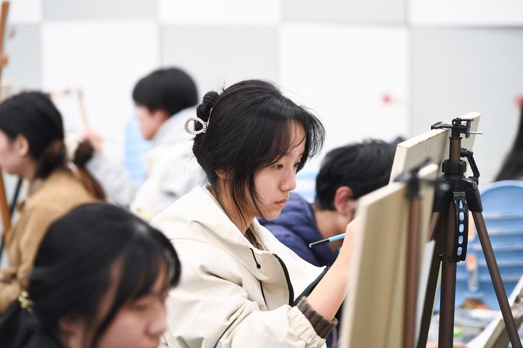 艺考生中考录取分数线如何计算?-图1 艺考生中考录取分数线如何计算?-图1