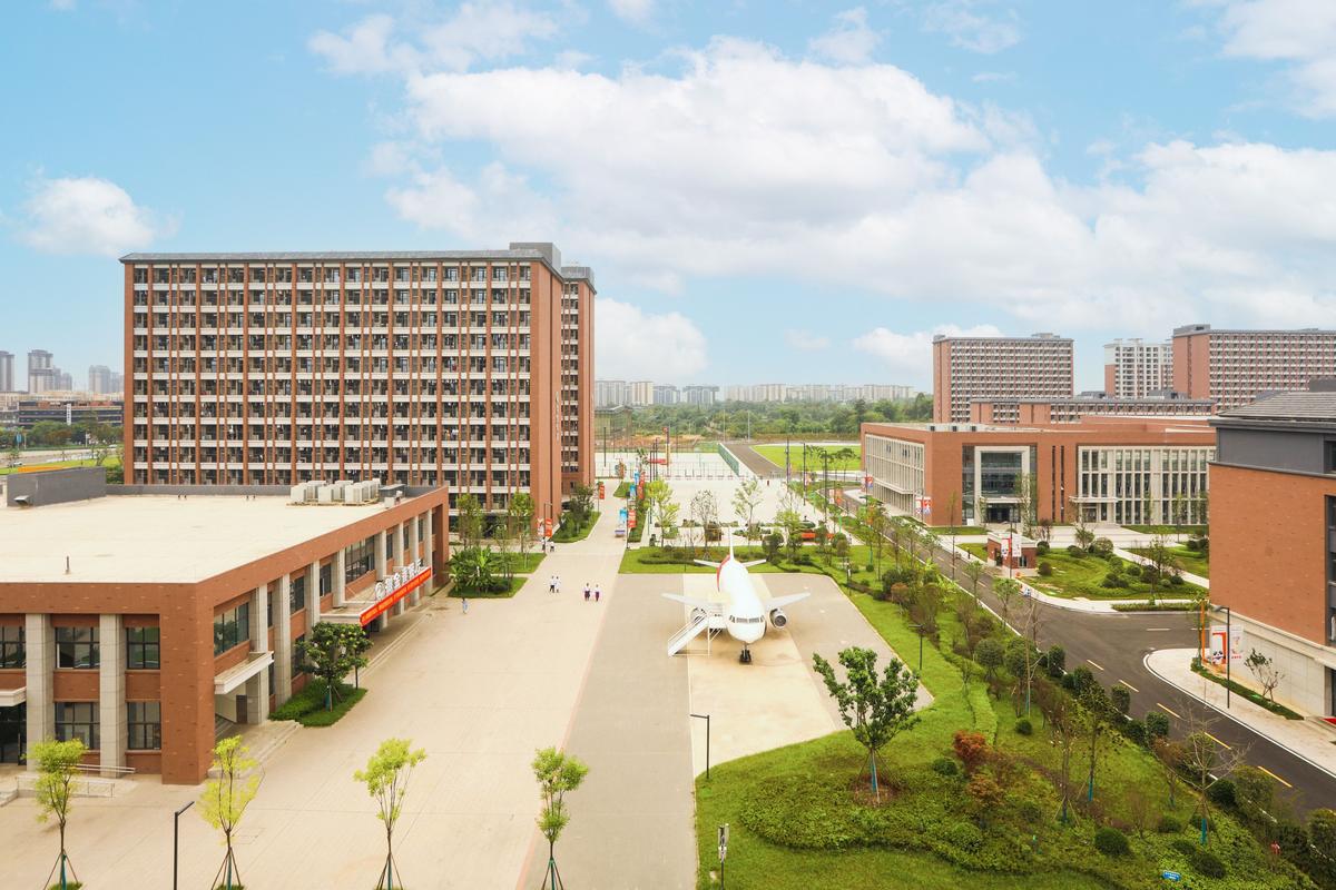 初中毕业直接学建筑，靠谱吗？-图1