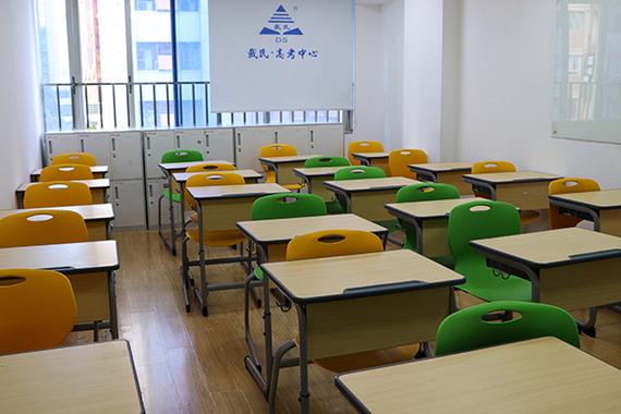 成都初中哪家培训机构更靠谱？-图2