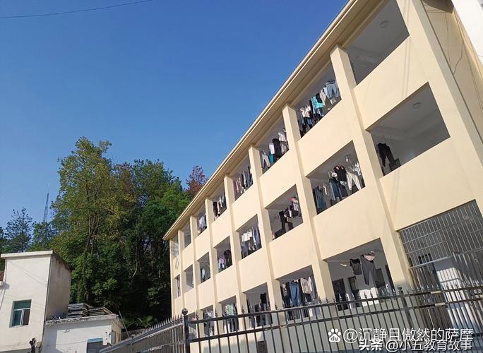 康福国际高中为何被称烂学校?-图3 康福国际高中为何被称烂学校?-图3