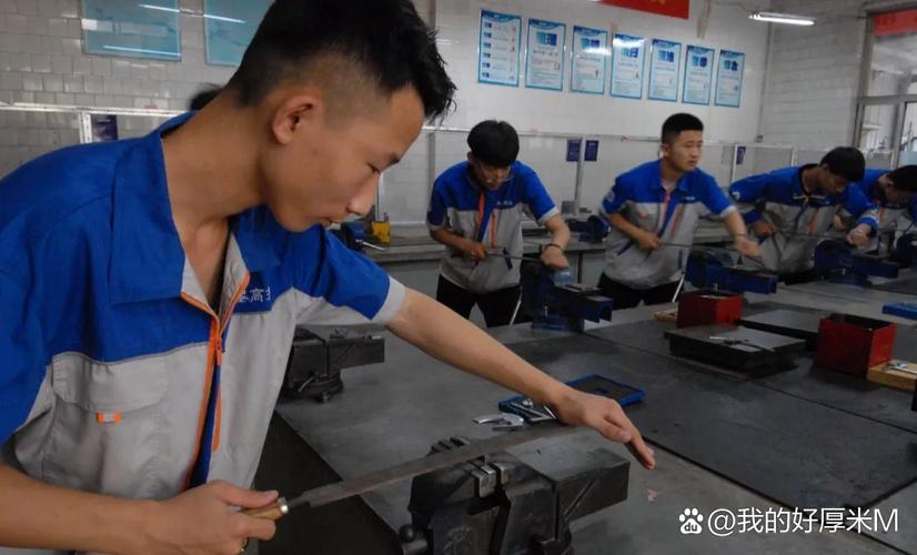 初中毕业学服装技术，未来出路如何？-图2