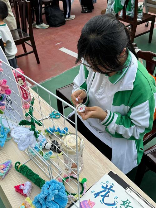 初中毕业学啥手艺轻松又有前景?-图1 初中毕业学啥手艺轻松又有前景?-图1