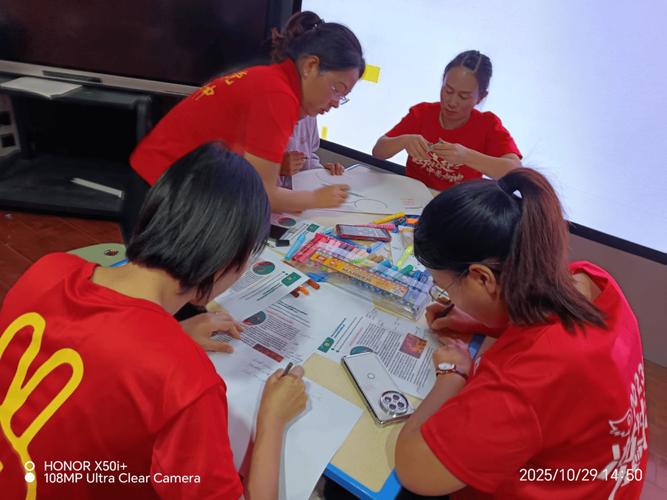 丘北初中培训班2025何时开课？-图2