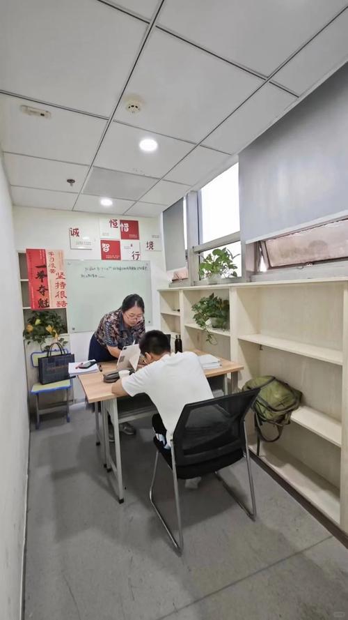 山西高中周末补课为何禁而不绝？-图3