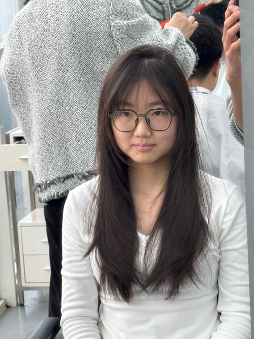 初中毕业女生能胜任文秘工作吗？-图2