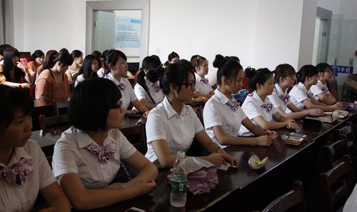 初中毕业女生能胜任文秘工作吗？-图3