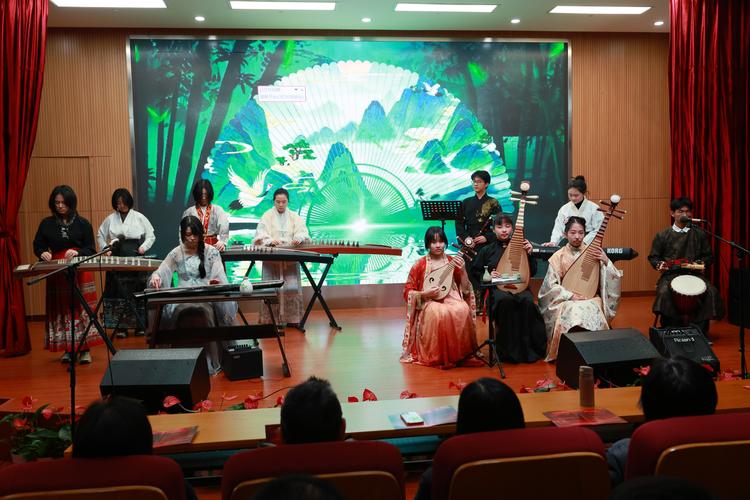 哪些艺校高中能学表演？-图3