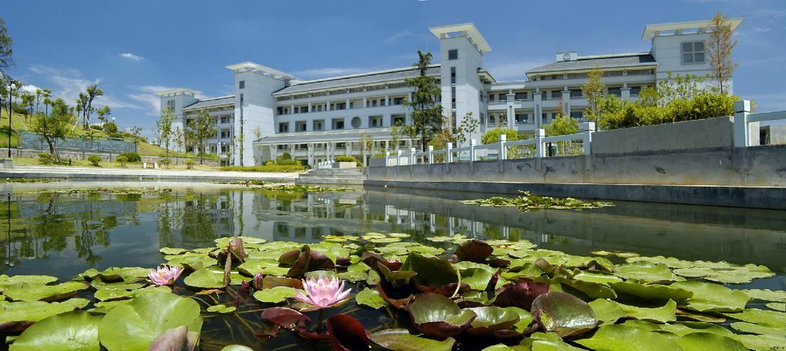 浙江衢州最好的高中是哪所？-图2