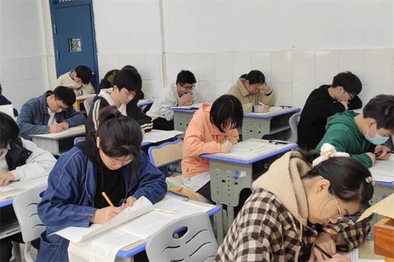 南昌可以复读的学校初中-图3 南昌可以复读的学校初中-图3