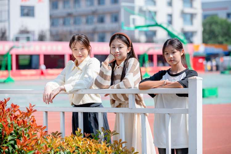 初中毕业女生选什么专业好就业？-图2